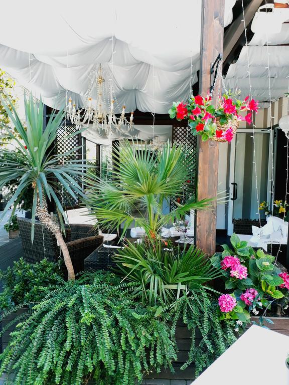 Hotel Helvetia Milano Marittima Exterior foto